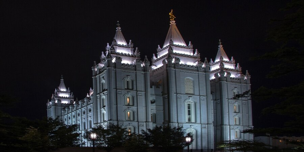 Salt Lake Temple he Salt Lake Tabernacle