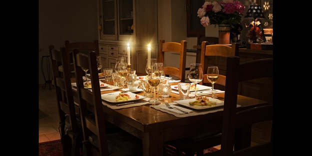 Elegant Dining with a Modern Touch