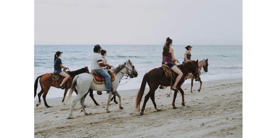 Horseback Riding in  Broken Bow