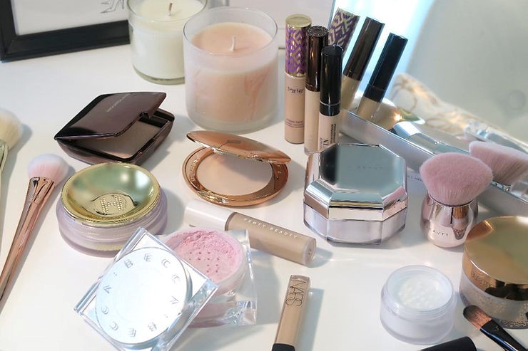 Concealer and powder